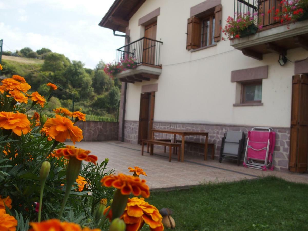 Casa Rural Txolinenea Guest House Lantz Exterior photo