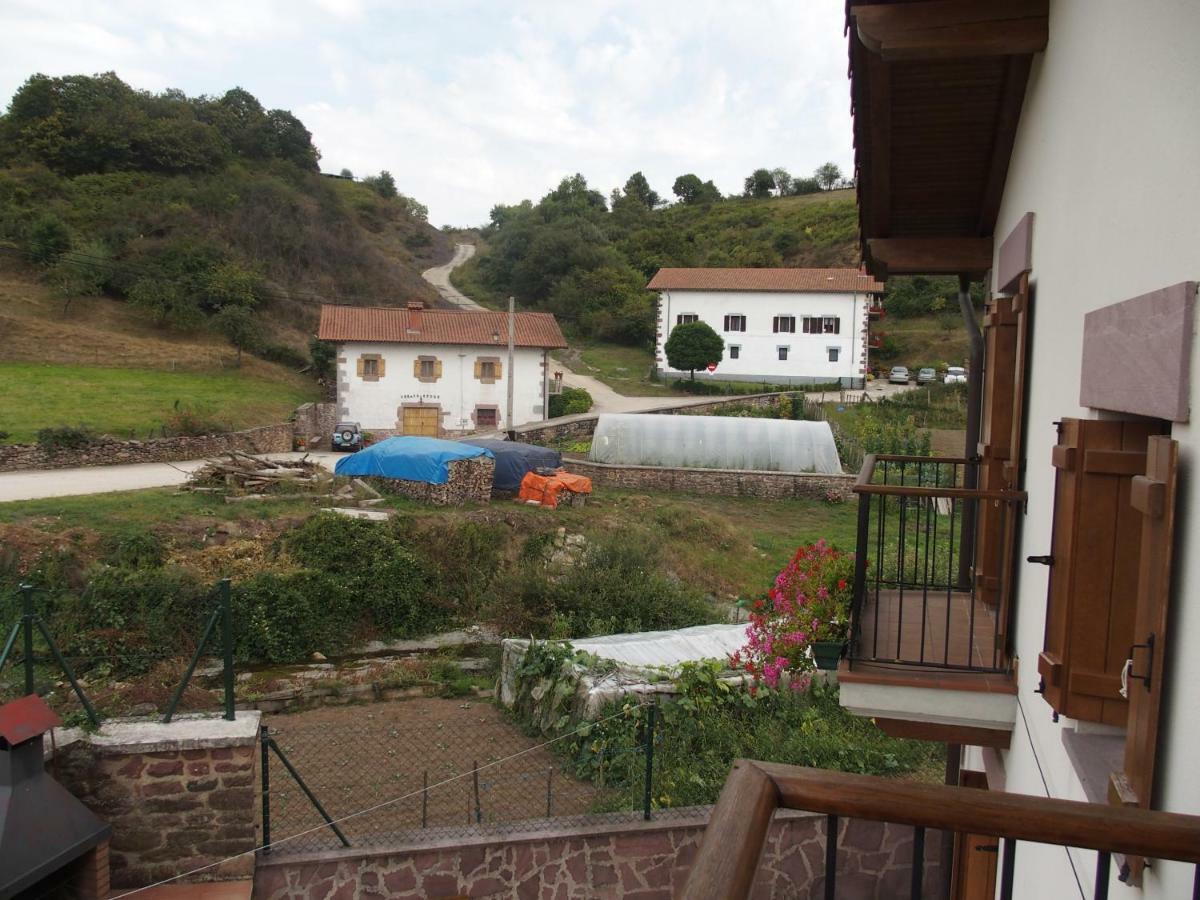 Casa Rural Txolinenea Guest House Lantz Exterior photo